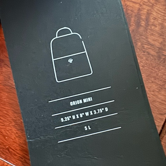 Herschel Orion mini backpack ivy green! New with tags! - Picture 2 of 6